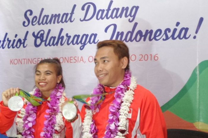  Eko Yuli Irawan dan Sri Wahyuni Agustiani tiba di Tanah Air, Minggu (14/8/2016) sore WIB.  