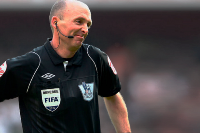 Wasit Liga Innggris, Mike Dean.