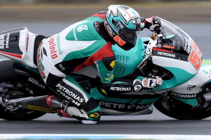 Pebalap Moto2 asal Malaysia yang membela tim Petronas Raceline Malaysia, Hafizh Syahrin, saat menjalani sesi kualifikasi pada GP Jepang di Twin Ring Motegi, Sabtu (14/10/2017).