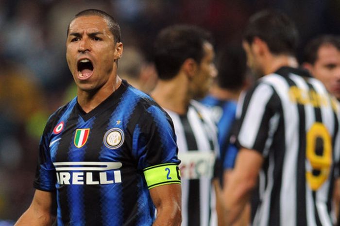 Ivan Ramiro Cordoba ketika membela Inter Milan di ajang Liga Italia melawan Juventus di Stadion San Siro, Milan, pada 3 Oktober 2010.