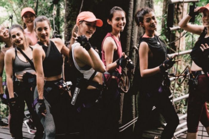 Jennifer Bachdim dan 7 bidadari cantik menjajal sensasi Skytrex Langkawi, Malaysia