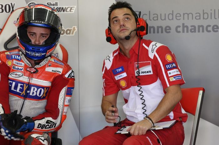 Pebalap tim Ducati, Andrea Dovizioso, saat balapan MotoGP Valecia, di Sirkuit Ricardo Tormo, Valencia, Minggu (12/11/2017).