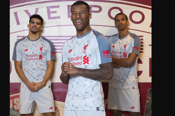 Jersey ketiga Liverpool musim 2018/2019