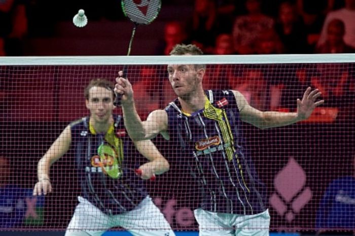 Pasangan ganda putra Denmark, Mathias Boe/Carsten Mogensen, di semi final Denmark Open 2015, (17/10/