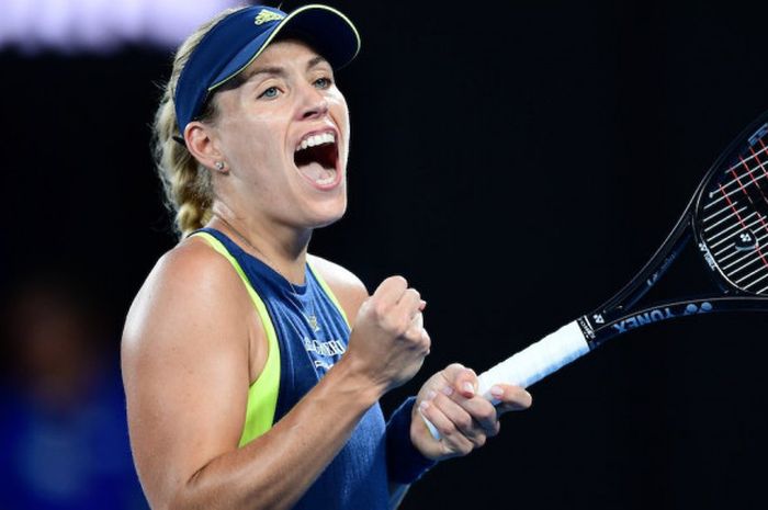 Luapan kegembiraan Angeliquez Kerber usai menang atas Maria Sharapova di Rob Laver Arena, Melbourne, Sabtu (20/1/2018).