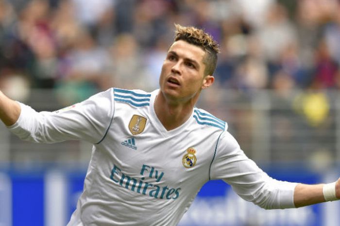  Ekspresi Cristiano Ronaldo setelah mencetak gol ke gawang Eibar pada laga Liga Spanyol, Sabtu (10/3/2018) di Municipal de Ipurua. 