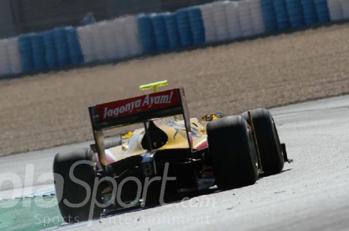 Pebalap Formula 2, Sean Gelael,mengarungi sesi Kualifikasi Formula 2 di Jerez, Spanyol, Jumat 6 Oktober 2017.