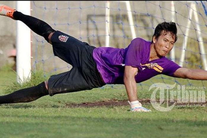 I Putu Pager Wirajaya saat berlatih bersama Bali United Pusam, Senin (20/4/2015) petang di Gelora Tr