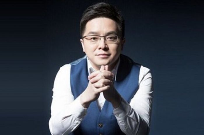 Pemilik klub Aston Villa asal China, Tony Xia.