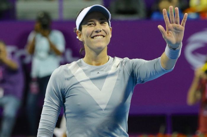 Petenis tunggal putri asal Spanyol, Garbine Muguruza saat tampil pada turnamen tenis Qatar Open 2018.