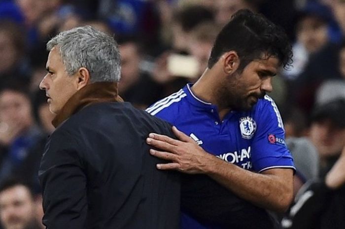 Jose Mourinho bersama Diego Costa saat Chelsea melawan FC Porto, 9 Desember 2015.