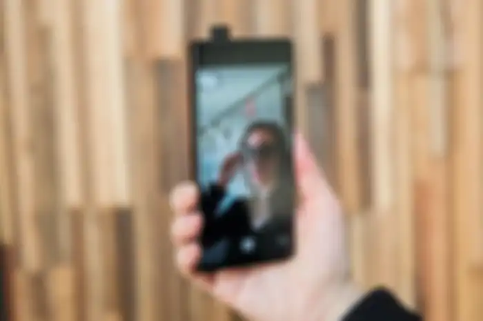 Konsep VIVO APEX dengan kamera Pop-Up