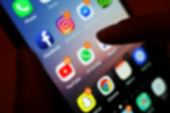 Agar tdiak dipolisikan seperti Ahmad Dhani, begini 5 etika menjadi netizen yang baik di internet atau media sosial.