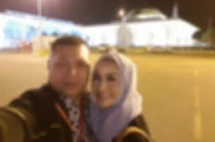 Kemesraan KD dan Raul Lemos di Madinah