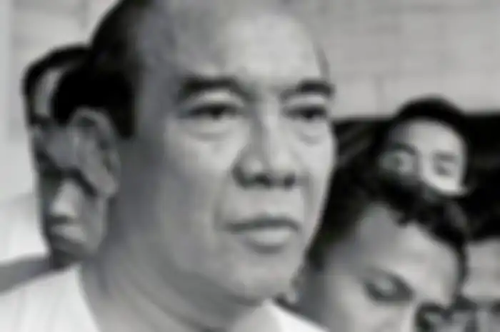 Sebuah kisah tragis mantan Presiden Soekarno di masa akhir kepemimpinannya. Kisah ini dicuplik dari buku 'Maulwi Saelan, Penjaga Terakhir Soekarno'.