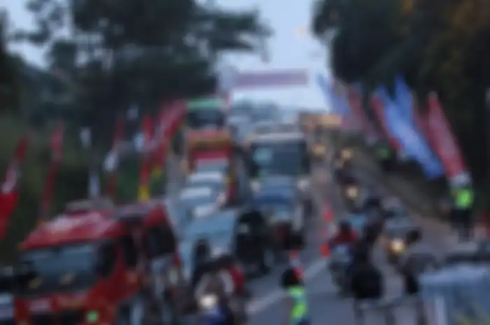 Biasanya musim mudik jalanan macet. Nih ada beberapa barang yang bisa dipakai biar engga bosen di jalan