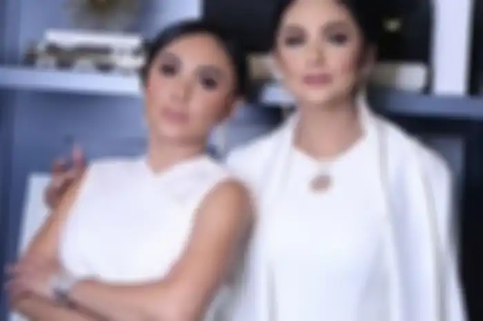 Krisdayanti dan Yuni Shara