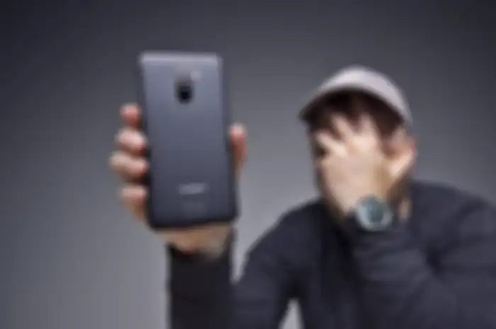 Pocophone F1