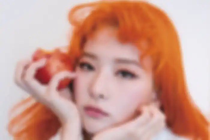 Seulgi 'Red Velvet' curly fringe bangs