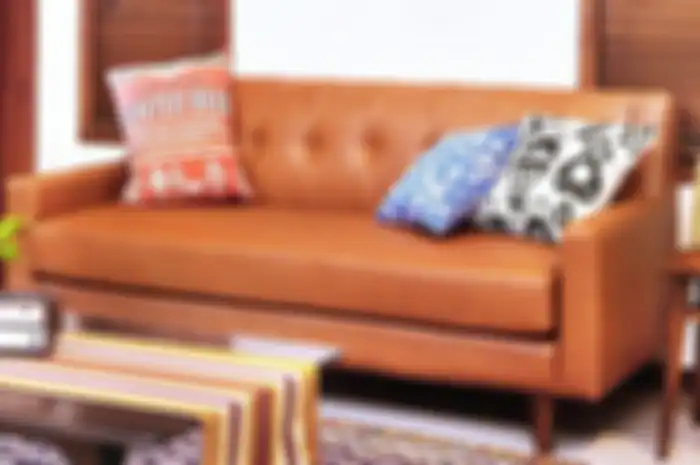 Model sofa ini membuatnya pas untuk diaplikasikan ke berbagai gaya desain
