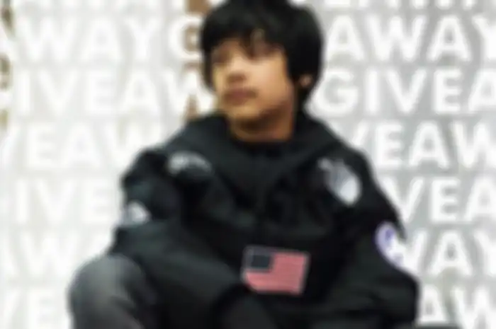 Sempat Diusir dari Rumah Akibat Ketahuan Menato Tangan Padahal Masih Umur 14 Tahun, Bongkar Kamar Nino Kuya ‘Anak Uya Kuya’ yang Kini Sibuk Jadi Youtuber!