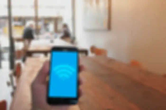 Ilustrasi Hape Tersambung Wifi