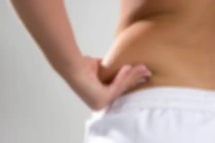 Anda memiliki masalah dengan lemak perut? Coba lenyapkan dengan kiat ampuh berikut ini tanpa perlu susah-payah.