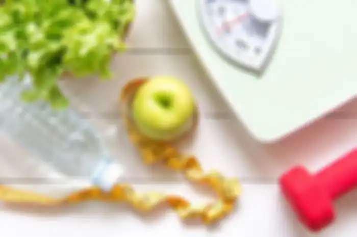 Masih bingung mencari metode diet yang cocok? Coba diet 5:2 ini, di mana 5 hari makan biasa dan 2 hari menurunkan kalori hingga seperempatnya.