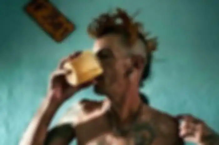 Sekelompok punk sengaja tertular HIV/Aids. 