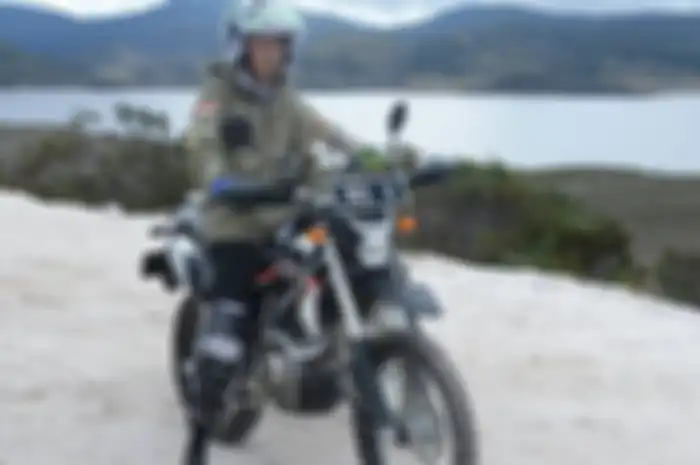 Lokasi penembakan 31 pekerja proyek jembatan di jalur Trans Papua ternyata pernah dilewati Presiden Jokow Widodo menggunakan motor trail.