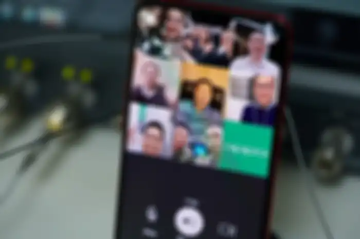 Panggilan multi video 5G