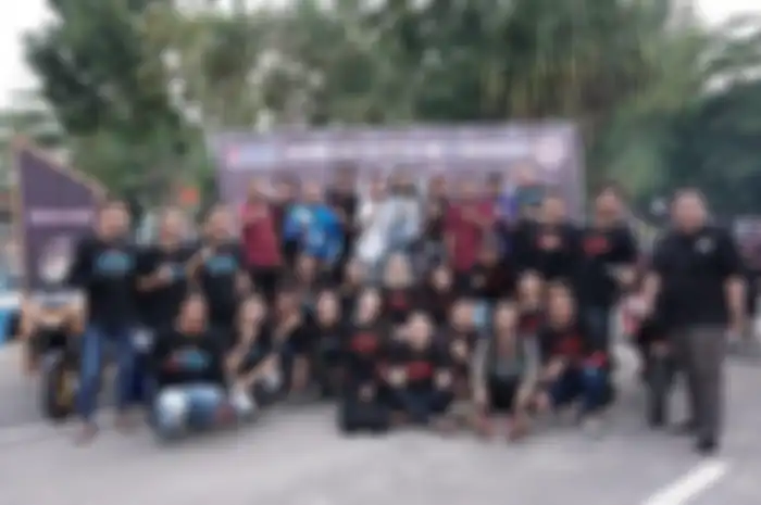 Meriah! Duet Anniversary ARCI Belitung ke-1 dan Yamaha R15 Club Indonesia Belitung ke-2.
