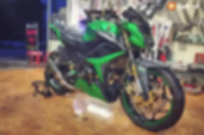 Yamaha V-Ixion 'Z250'.