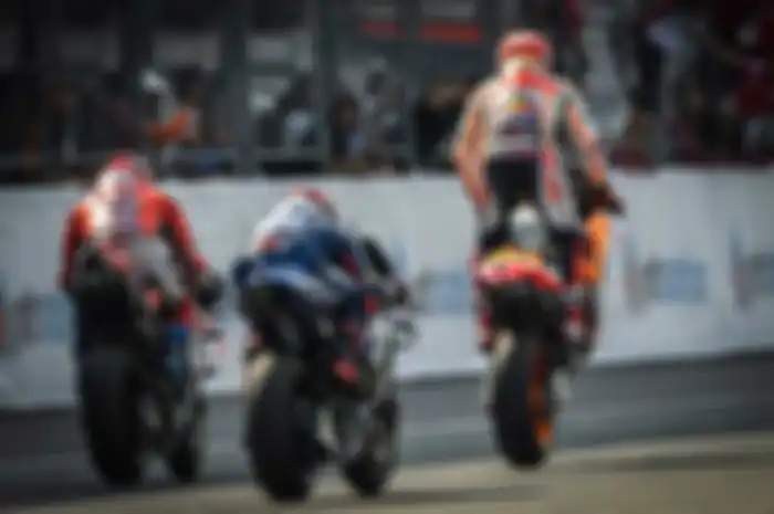 MotoGP Thailand juga mencatat finish dengan jarak mepet antara Marquez dan Dovizioso