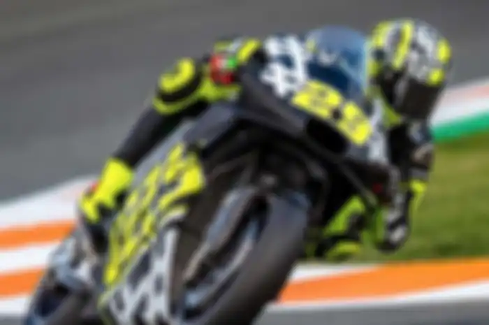 Helm HJC di MotoGP musim jadi andalan Andrea Iannone dan Cal Crutchlow