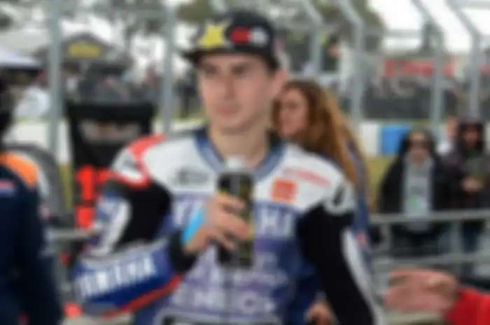 Jorge Lorenzo dengan sponsor Rockstars Energy Drink di MotoGP 2011