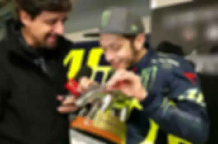 Valentino Rossi dapat trofi Tapiro d'Oro tahun ini