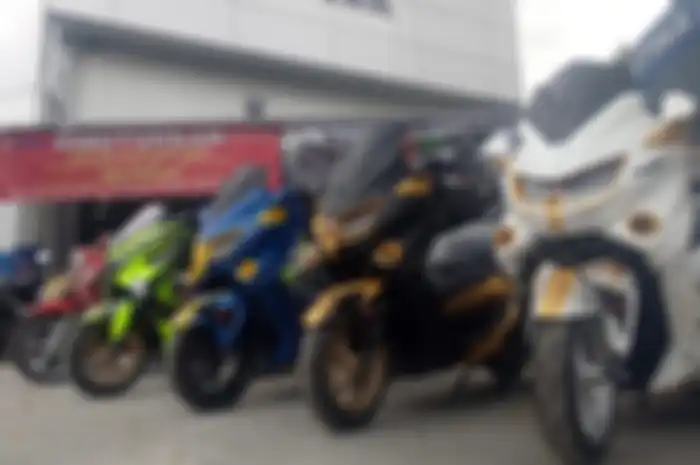 Motor Yamaha NMAX modifikasi predator dan transformer.