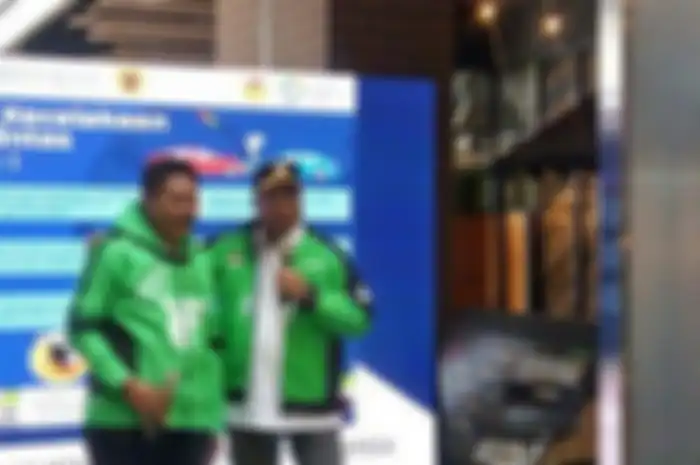 Pak Kumis, sang Driver 001