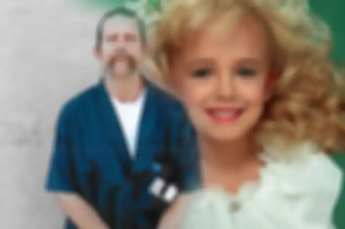 Tersangka lama dalam kasus pembunuhan JonBenét Ramsey akhirnya mengaku bahwa dia telah membunuh ratu kecantikan berusia enam tahun tersebut.