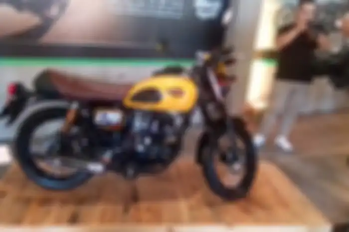 Kawasaki W175 Cafe Racer