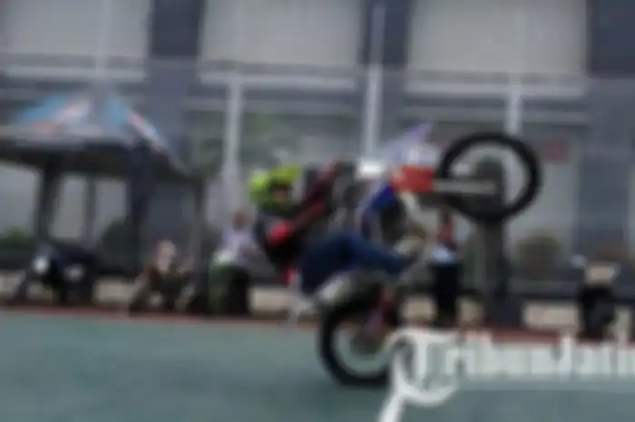 Aksi Freestyle yang dilakukan oleh Sentul Driving Course di Lapas Kelas I Lowokwaru Kota Malang, Kamis (17/1/2019).&nbsp;