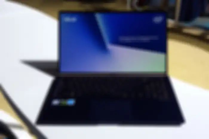 ZenBook UX333, UX433, dan UX533 adalah jajaran ultrabook terkecil yang menjadi kebanggan ASUS di awal 2019 ini.