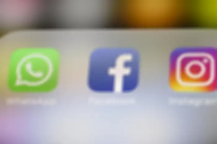 logo WhatsApp - Facebook Messenger- Instagram