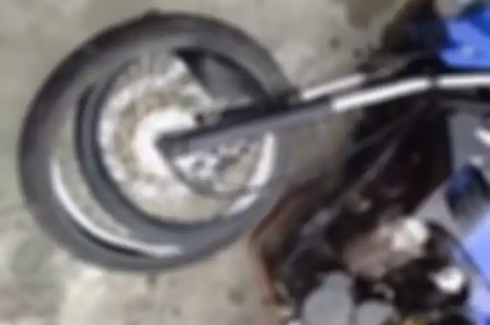 Tabrakan motor Honda Tiger lawan Honda Vario di Gunungkidul, Jateng.