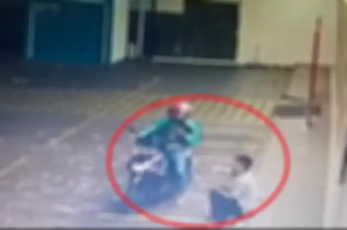 Oknum ojol yang menjadi menjambret hp