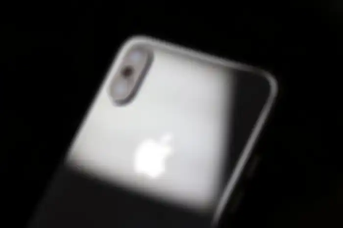 Apple dikabarkan sedang kembangkan teknologi augmented reality dengan gunakan kamera 3D berbasis laser.