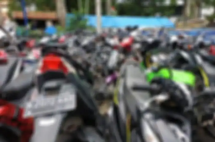 Motor Laka (kecelakaan) yang menumpuk dan mangkrak di kantor Unit Laka Lantas Polres Malang Kota di Jl Dr Cipto&nbsp;
