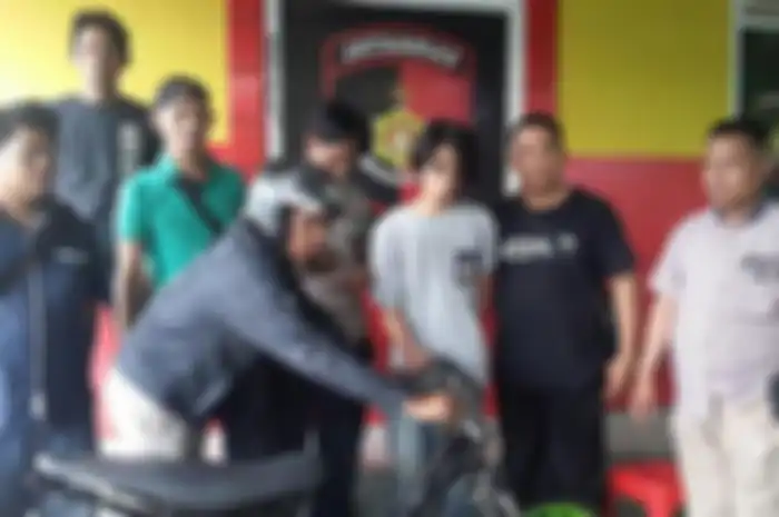  Polsek Mandai Maros menangkap mahasiswa asal Makassar setelah mencuri motor rusak di Griya Tamarampu, Batangase&nbsp; 