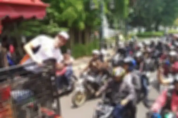 Marc Marquez diarak keliling Bandung naik Bandros
